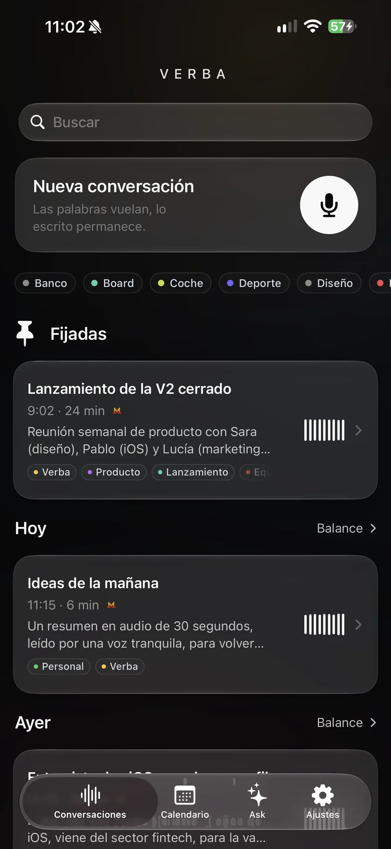 Inicio de Verba en iPhone: nueva conversación, etiquetas y conversaciones fijadas.